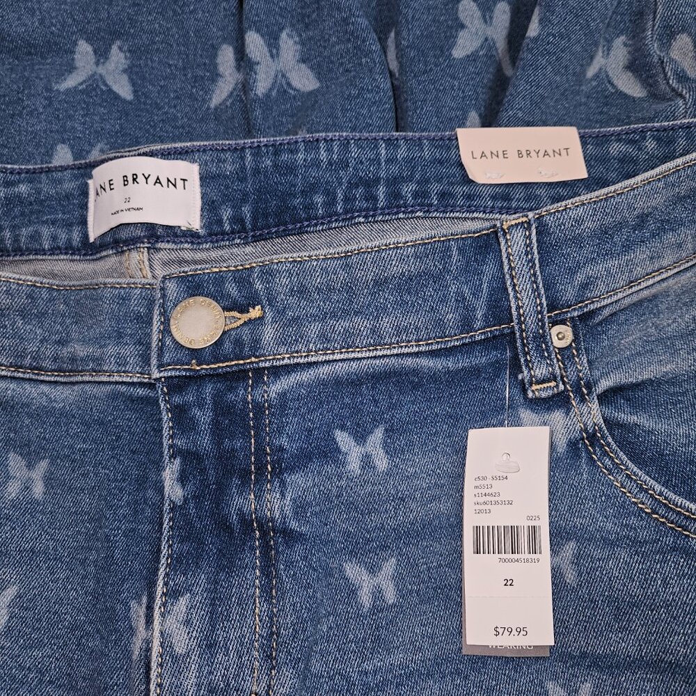NWT Lane Bryant Boyfriend Mid-Rise Denim Capris w Butterfly Print (22W) - Picture 2 of 4